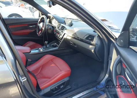 2015 BMW M3 z USA, uszkodzony, nr VIN WBS3C9C52FP803062